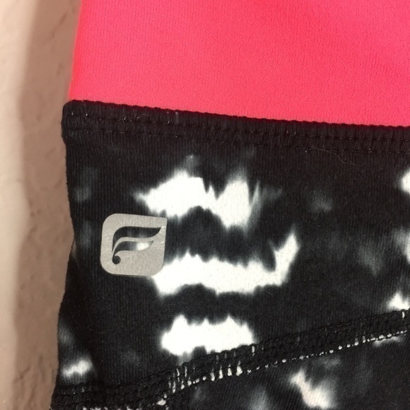 FABLETICS Rio‎ Run Capri - Picture 8 of 14